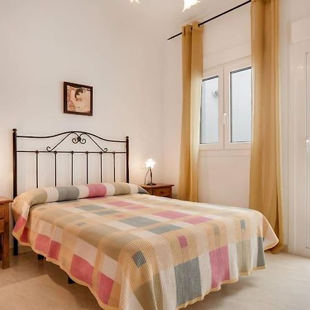 Aptº Almadraba "Ideal Para Familias Y Parejas" 콘일데라프론테라 외부 사진