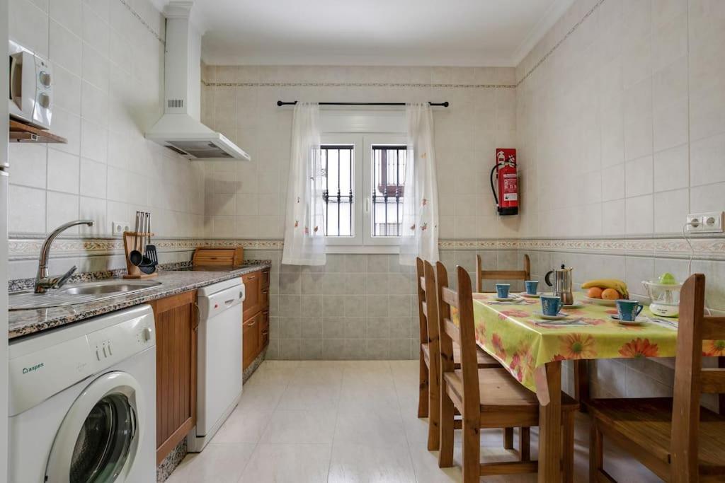 Aptº Almadraba "Ideal Para Familias Y Parejas" 콘일데라프론테라 외부 사진